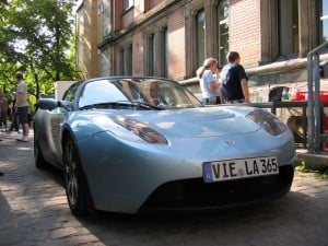 Einmal im E-Auto Tesla sitzen … 4