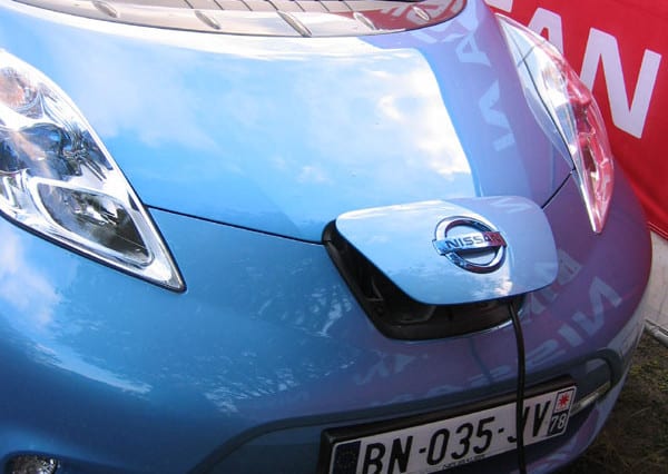 Türchen 15 - E-Auto Nissan Leaf in 13 Minuten erklärt 3