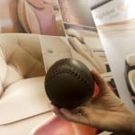 Leder, Lack, Gummi und der Sound - Mercedes-Benz ganz sinnlich dufte