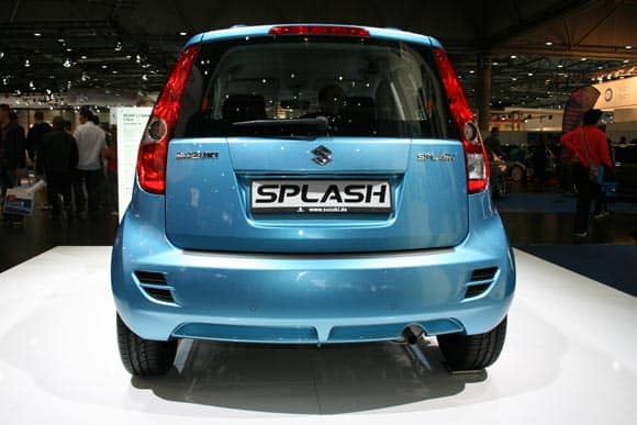 Suzuki swift black white den Splash 3