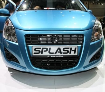 Suzuki swift black white den Splash