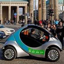 E-Auto Hiriko Fold im Carsharing der Deutschen Bahn