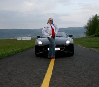 Jaguar F-Type - die Katze, die laut bellt