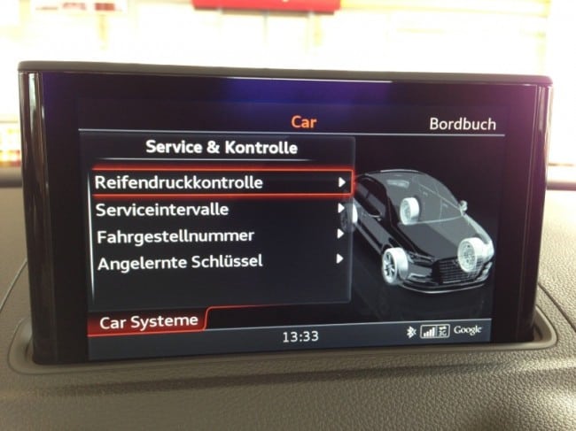 Display der Audi A3 Limousine