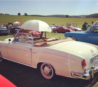 Mercedes 220 SE Cabrio