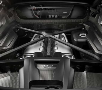 Audi R8 CoupéV10 plus Motor