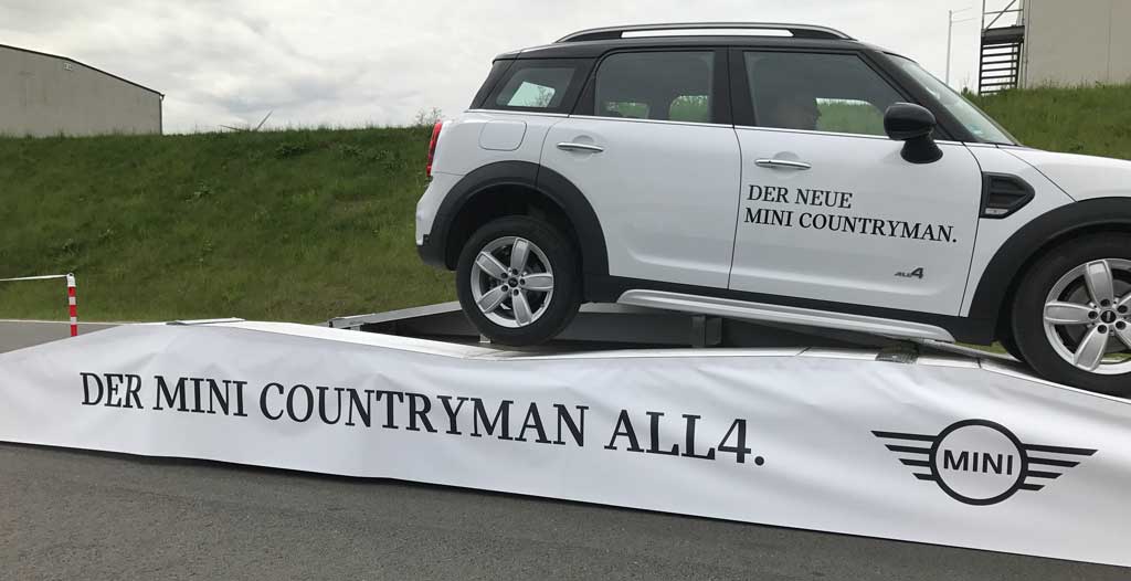 MINIThrills MINI Countryman